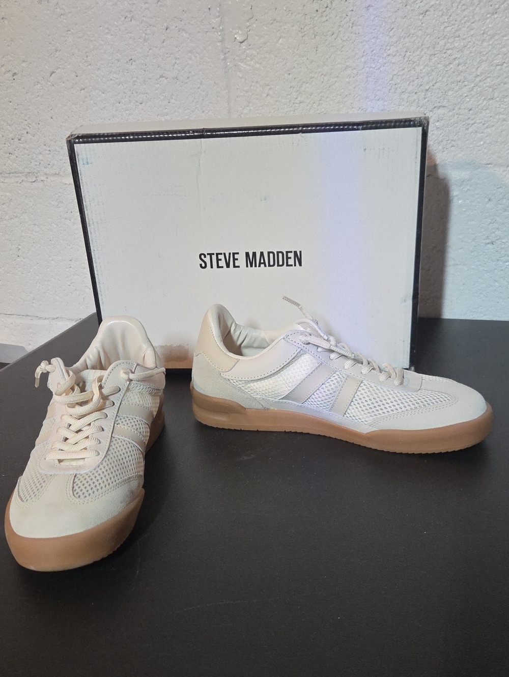 Steve Madden Women's Verdict Off-White Sneakers with Gum Sole